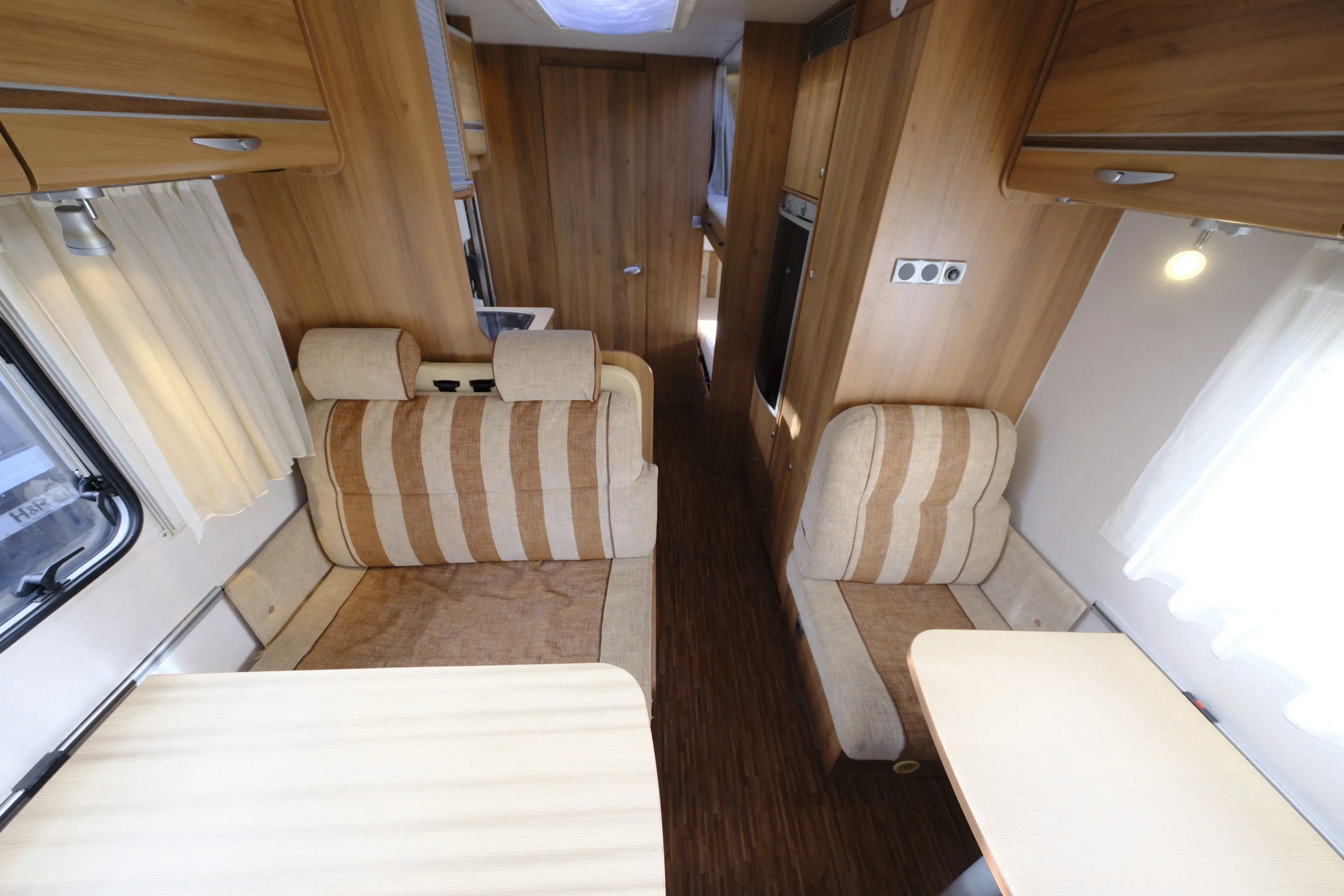 BUERSTNER Nexxo Family A 694